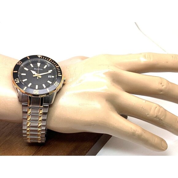 Bulova Men's Watch 98B394 Black Dial Date Quartz Two Tone Stainless Stee… - Picture 4 of 14
